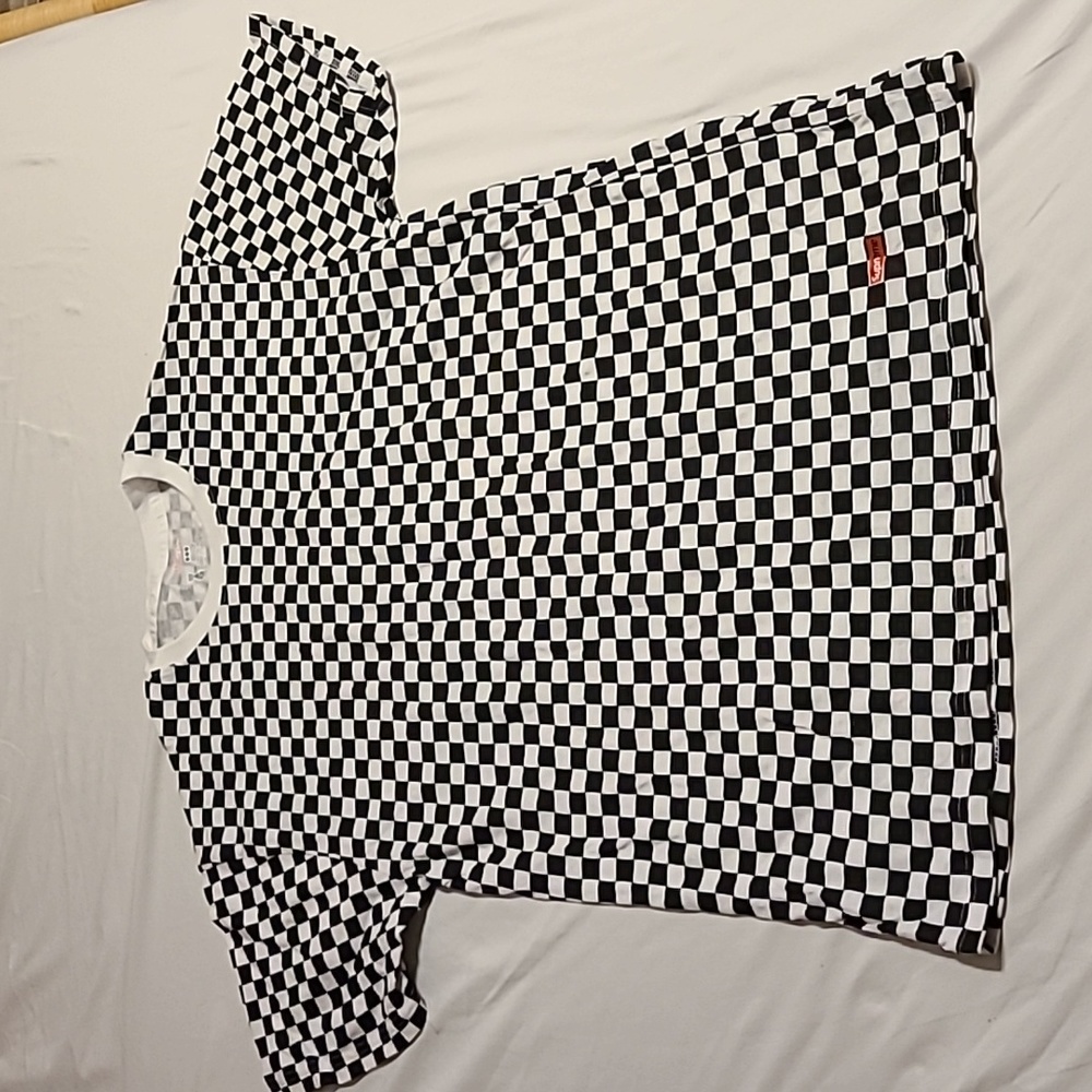 BRAND NEW supreme tee